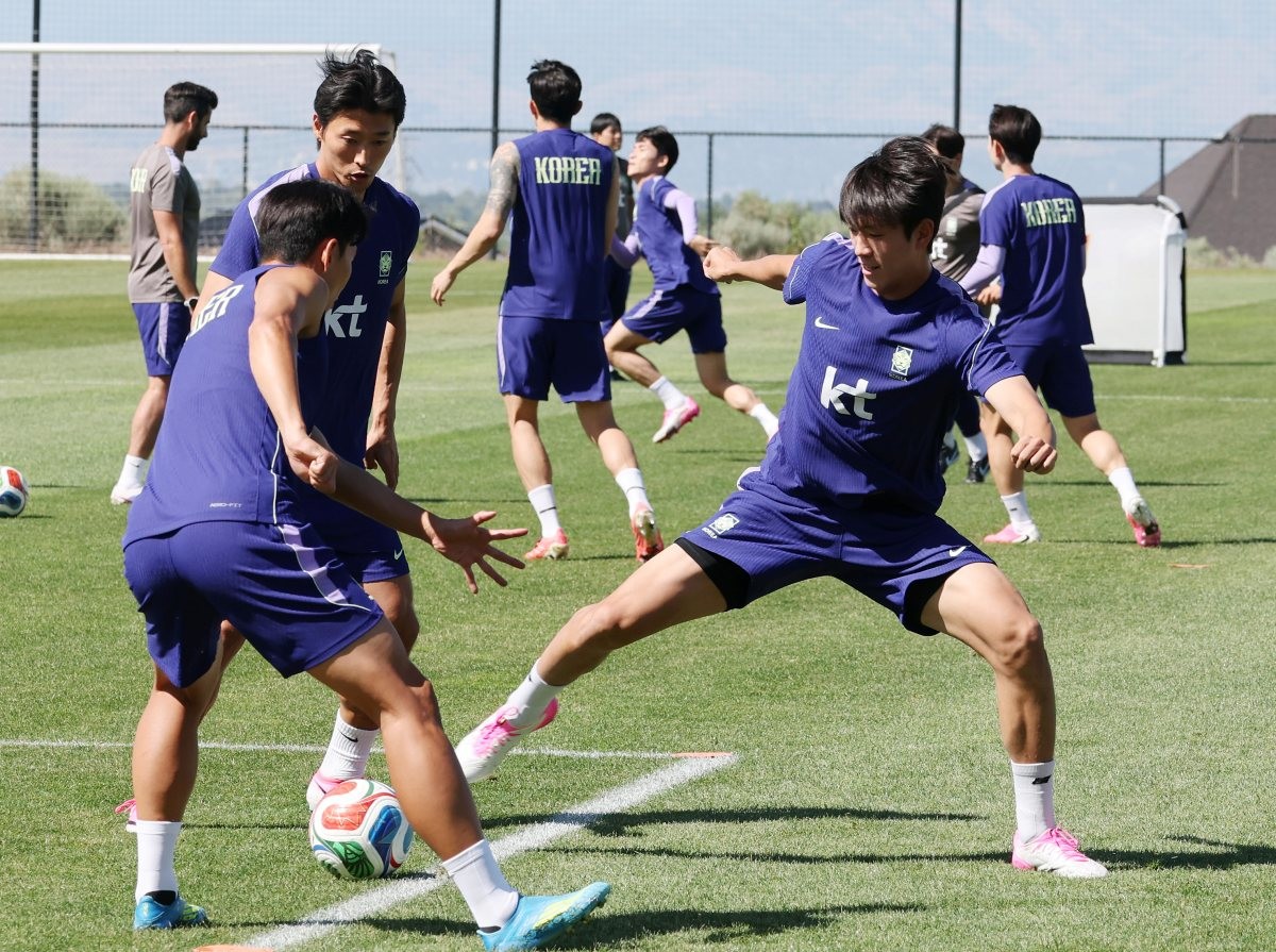 대한민국 축구대표팀 조위제가 지난 1일(현지 시각) 미국 유타주 헤리먼에 위치한 자이언스뱅크 트레이닝센터에서 훈련을 하고 있다. / 뉴스1