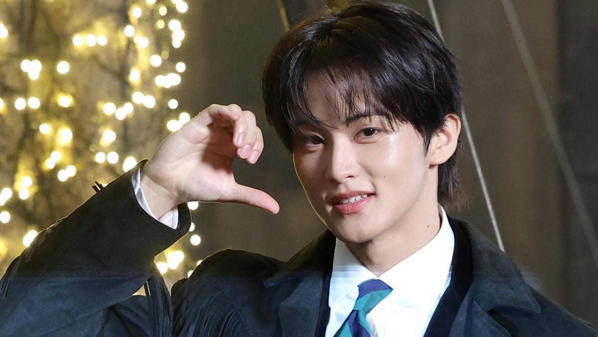 'NCT 탈퇴' 2개월 만에 1인 기획사 설립?...마크가 SNS 통해 갑작스레 전한 근황