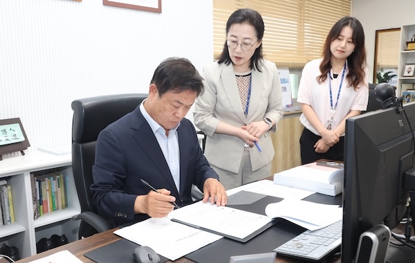 “쉼표 없는 시정” 이학수 정읍시장, 당선 후 첫 결재…335개 추진사업 점검