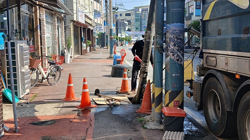 장마 오기 전에 먼저 움직였다…함평군 함평읍, 우수·배수관로 14개소 집중 점검 완료