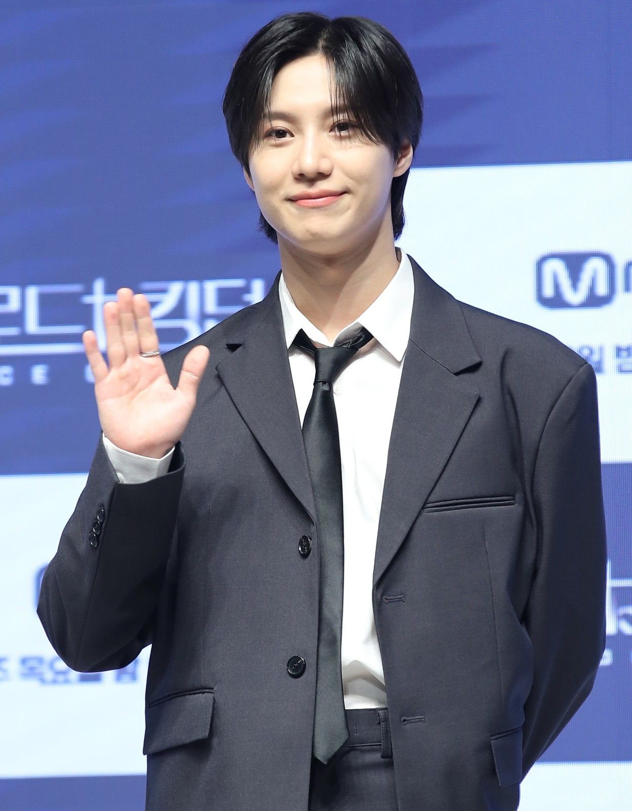 Taemin’s English Single Long Way Home Is Taking Over American Radio Stations / News1
