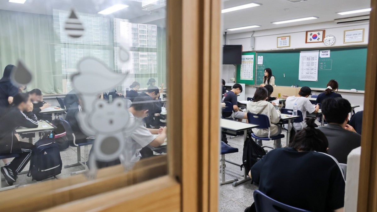 2027학년도 대학수학능력시험 6월 모의평가 시행일인 4일 오전 송파구 잠신고등학교 모습. / 뉴스1