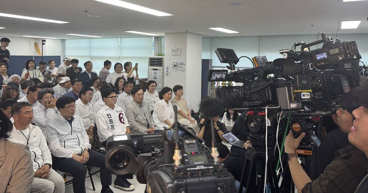 “이재명 정권 폭주 막겠다”…한동훈, 출구조사 뒤집고 부산서 정치 부활