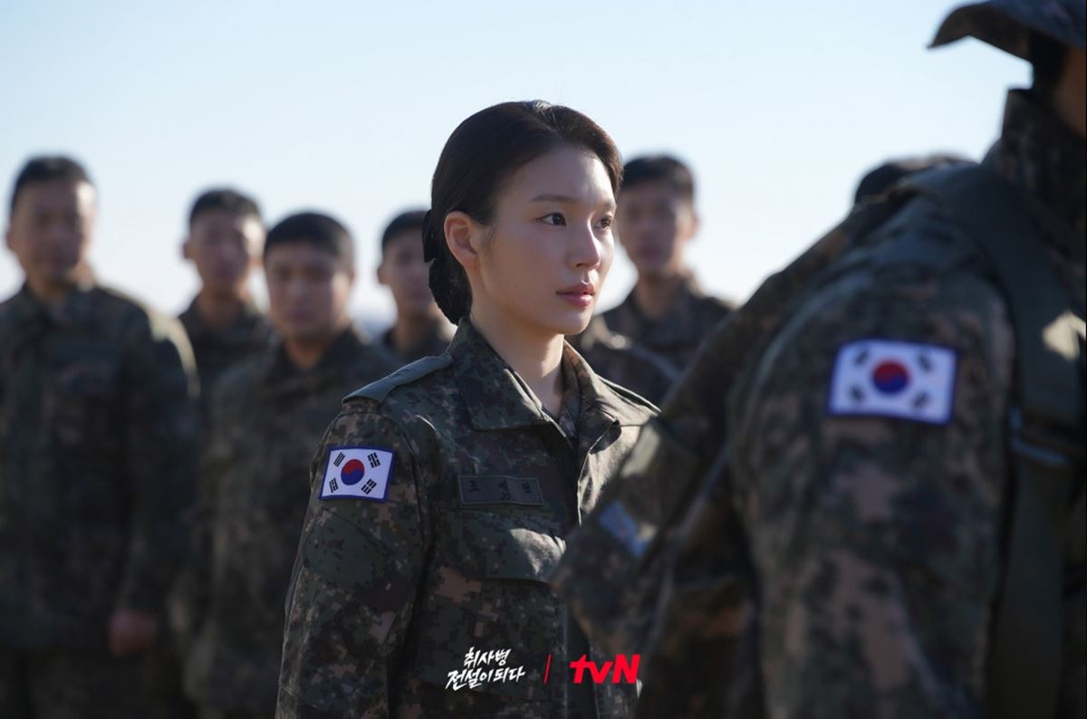 '취사병 전설이 되다'에 출연 중인 배우 한동희 / tvN
