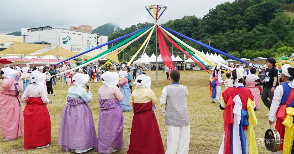 법성포 단오제 난장트기 / 영광군