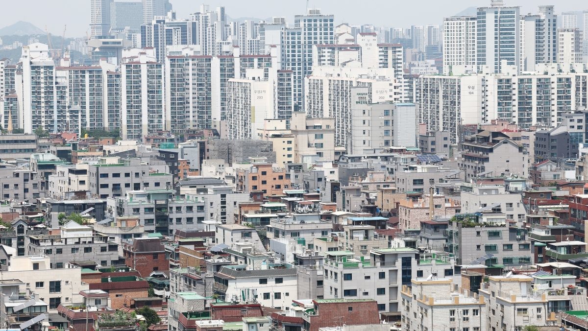 서울 시내의 아파트와 빌라 모습. / 뉴스1