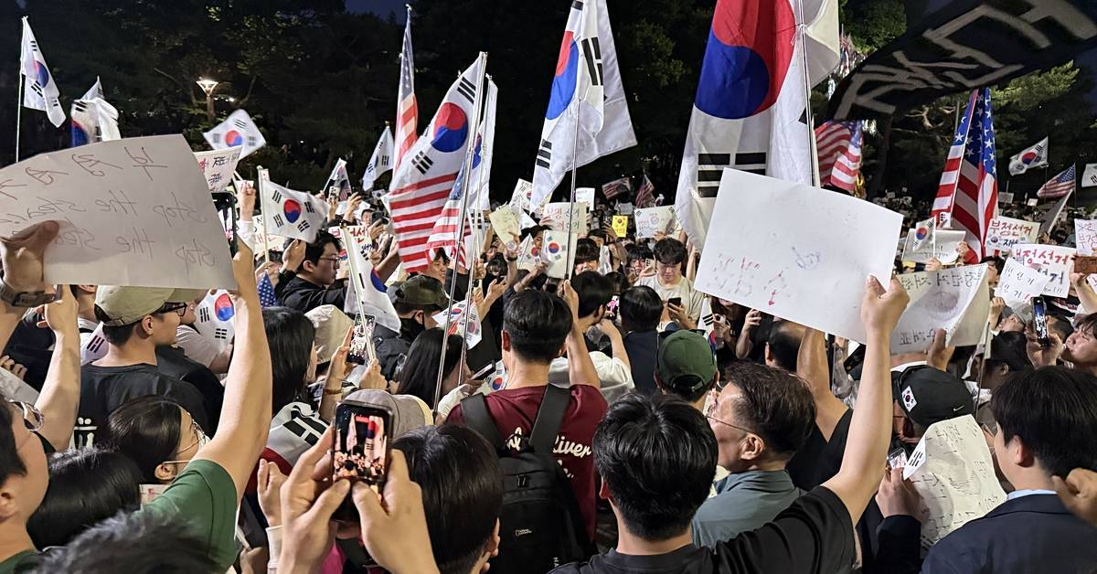 닷새째 이어진 잠실 개표소 봉쇄 시위…현장 곳곳서 충돌 번졌다