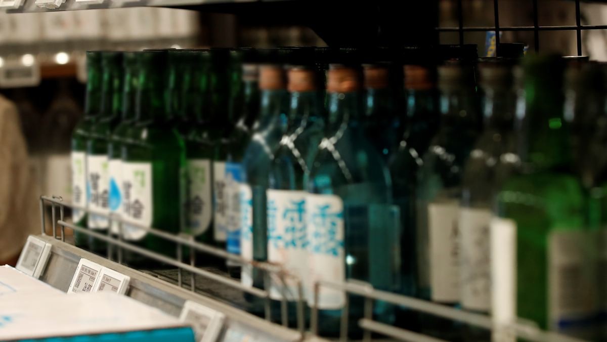 우리에게 익숙한 소주 자료사진. / 뉴스1