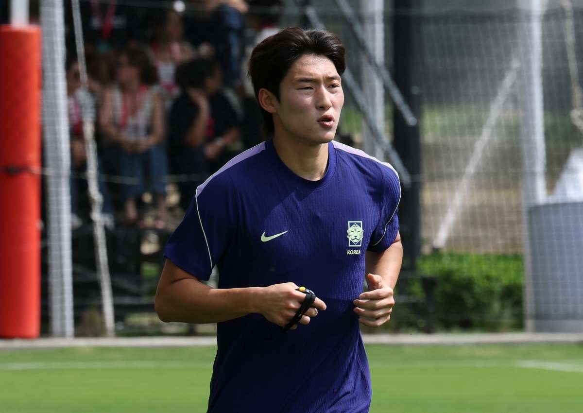 대한민국 축구대표팀 배준호가 지난 6일(현지 시각) 멕시코 할리스코 과달라하라에 위치한 '치바스 베르데 바예' 훈련장에서 열린 2026 국제축구연맹(FIFA) 북중미월드컵 피파 커뮤니티 트레이닝(오픈 트레이닝)에서 훈련을 하고 있다. / 뉴스1