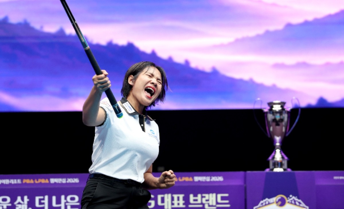 스롱 피아비가 우승을 차지한 뒤 세리머니를 펼치고 있다. / PBA 제공