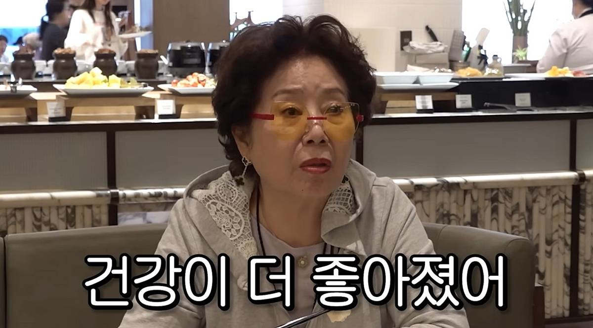 매일 아침 호텔 조식 먹는 선우용여 / 유튜브 '순풍 선우용여'