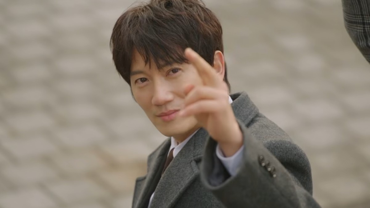 JTBC '아파트' 1차 티저. '아파트'는 아파트 속 눈먼 돈을 접수하기 위해 입대의회장 선거에 출마한 오아시스파 전직 보스 박해강이 주민들과 함께 비리를 타파해 가는 이야기를 담은 생활 밀착 휴먼 드라마다. / JTBC Drama