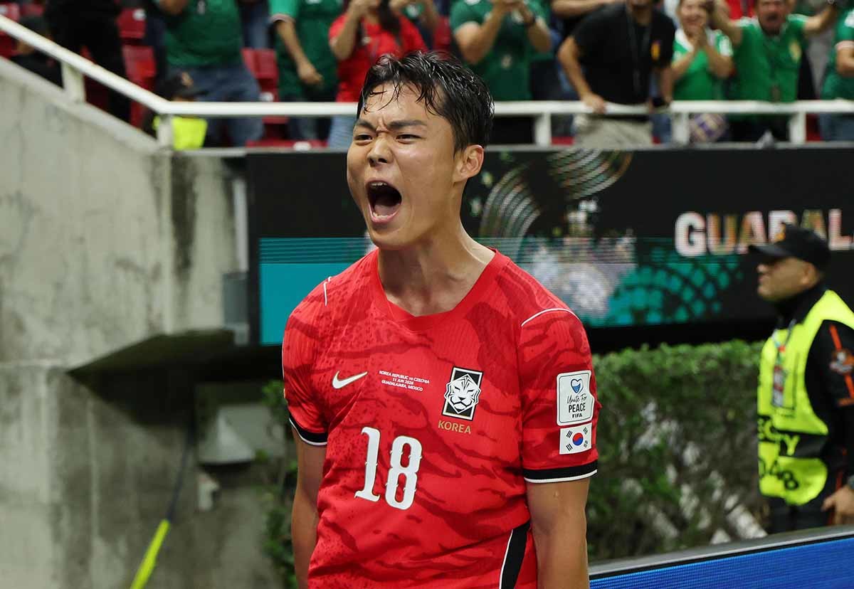 대한민국 축구국가대표팀 오현규가 12일(한국시각) 멕시코 할리스코주 사포판 과달라하라 스타디움에서 열린 2026 북중미 월드컵 A조 조별리그 1차전 대한민국과 체코 경기에서 역전골을 넣고 환하고 있다. 이날 경기는 대한민국 체코를 상대로 2-1로 승리했다. / 뉴스1