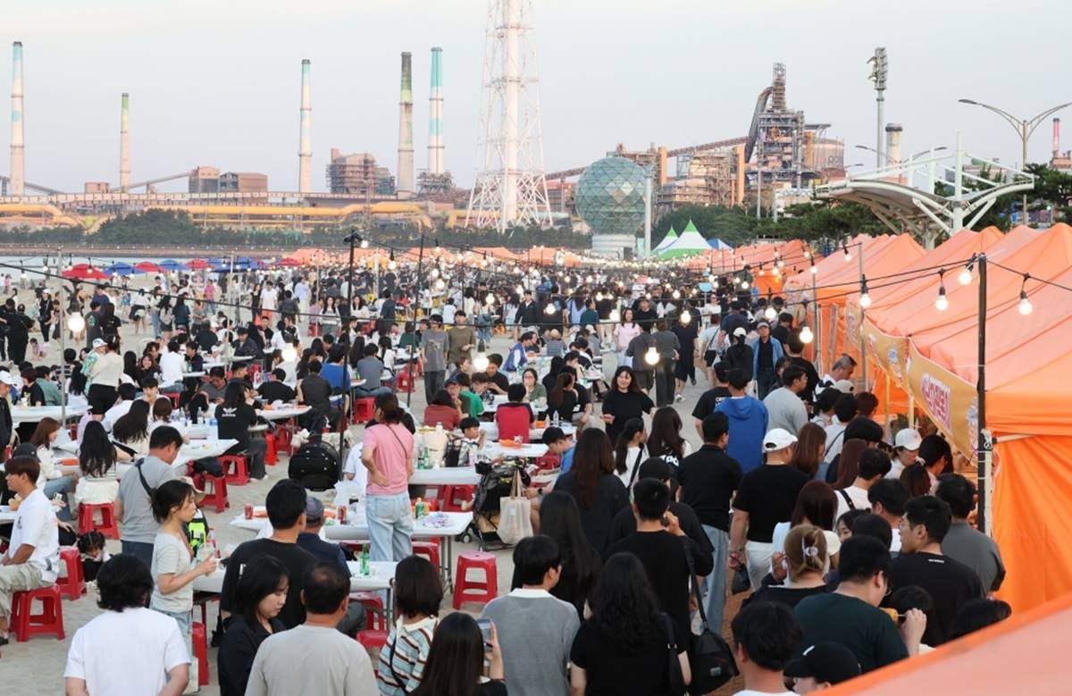 '포항 송도 밤바다의 포장마차'...야간관광 콘텐츠로 자리매김