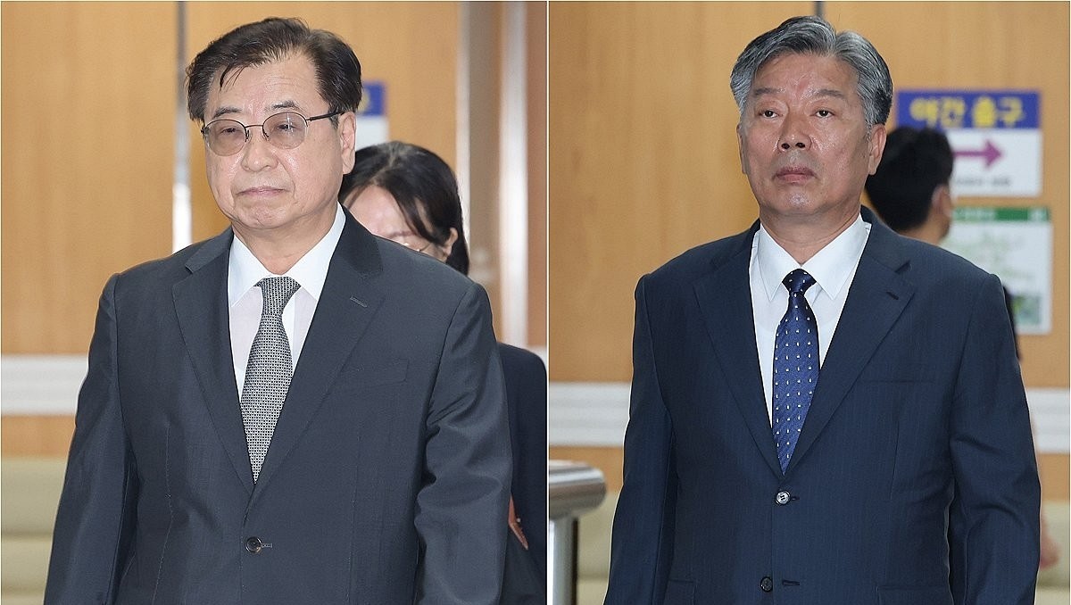 16일 2심 선고 공판에 출석하는 서훈 전 국가안보실장, 김홍희 전 해양경찰청장 모습 / 연합뉴스