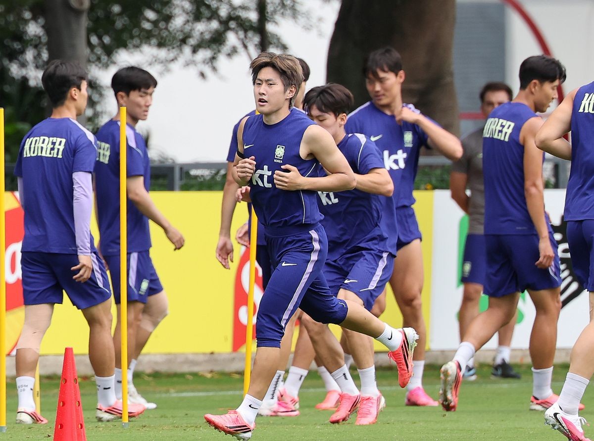 지난 15일(현지시간) 훈련하는 축구대표팀 / 뉴스1