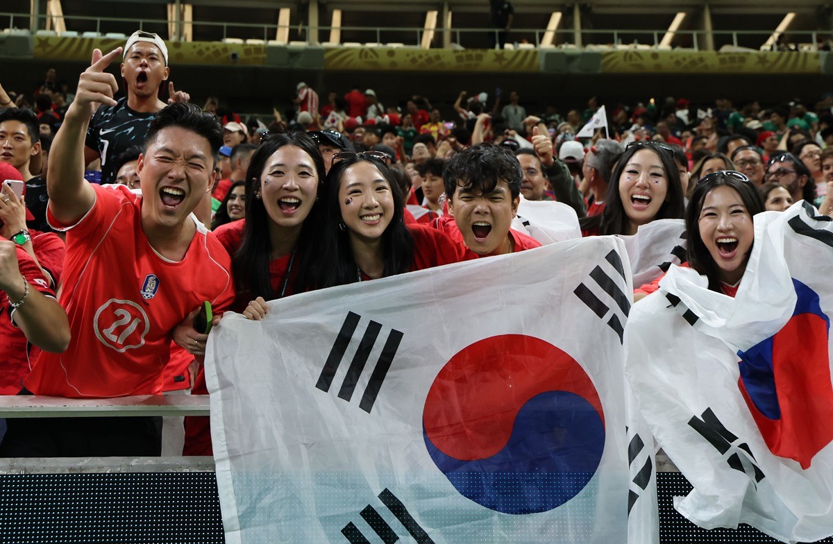 2026 북중미 월드컵 대한민국 경기 현장을 찾아 응원하는 붉은악마들 / 뉴스1