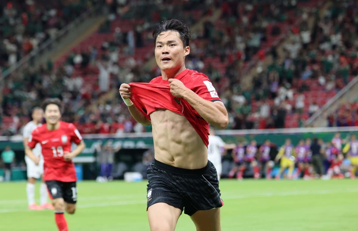 대한민국 축구국가대표팀 오현규가 지난 11일(현지 시각) 멕시코 할리스코주 사포판 과달라하라 스타디움에서 열린 2026 북중미 월드컵 A조 조별리그 1차전 대한민국과 체코 경기에서 역전골을 넣고 세리머니를 하고 있다. 이날 경기는 대한민국 체코를 상대로 2-1로 승리했다. / 뉴스1
