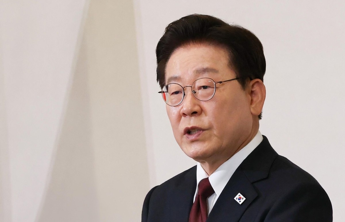 이재명 대통령이 15일(현지 시각) 이탈리아 로마 한 호텔에서 열린 동포 오찬간담회에서 발언하고 있다. / 뉴스1