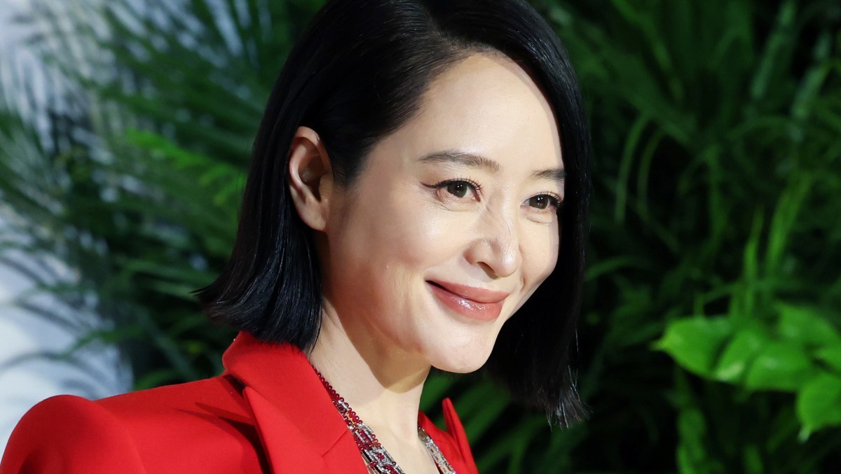 “내가 천재도 아니지만...” 55세 김혜수가 깨달은 '사회에서 살아남는 방법' 1가지 