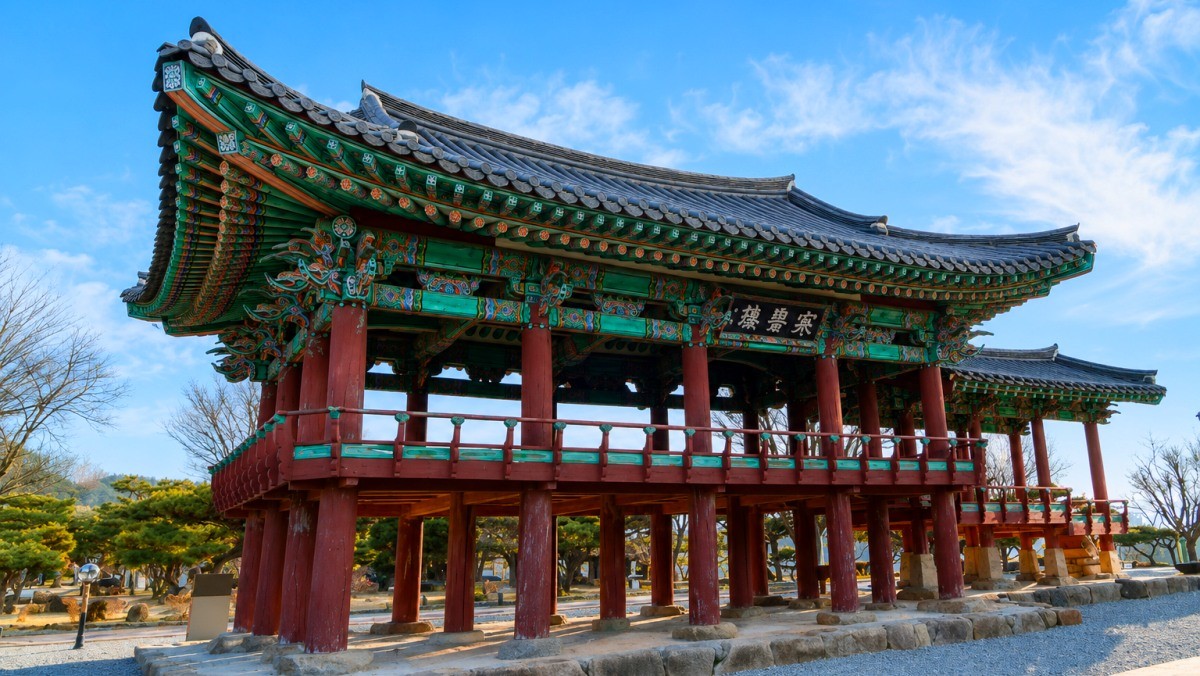 청풍문화재단지 내에 자리한 한벽루. / 제천시 공식 블로그, AI