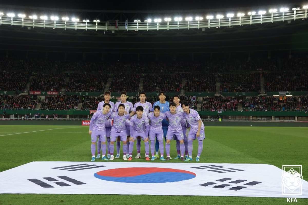 연보라색 원정 유니폼 착용하고 최근 평가전 치른 한국 축구대표팀. / 대한축구협회 제공-뉴스1
