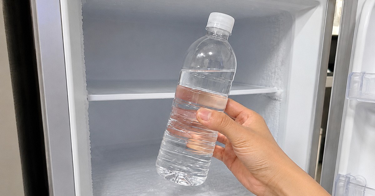 페트병에 물 '70%만' 넣고 얼려보세요…모르면 여름 내내 후회합니다