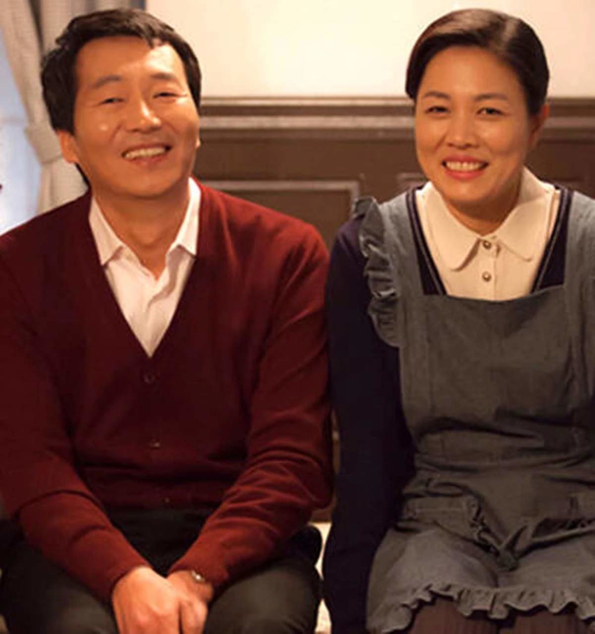 '풍문으로 들었소'에서 박집사 역을 연기한 김학선(왼쪽)과 가사도우미 정순 역을 연기한 김정영(오른쪽). / SBS 제공