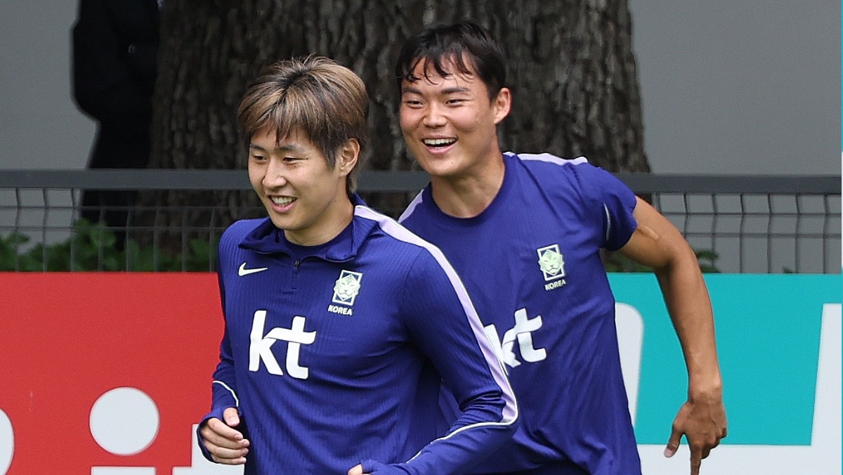 이강인과 오현규. / 뉴스1