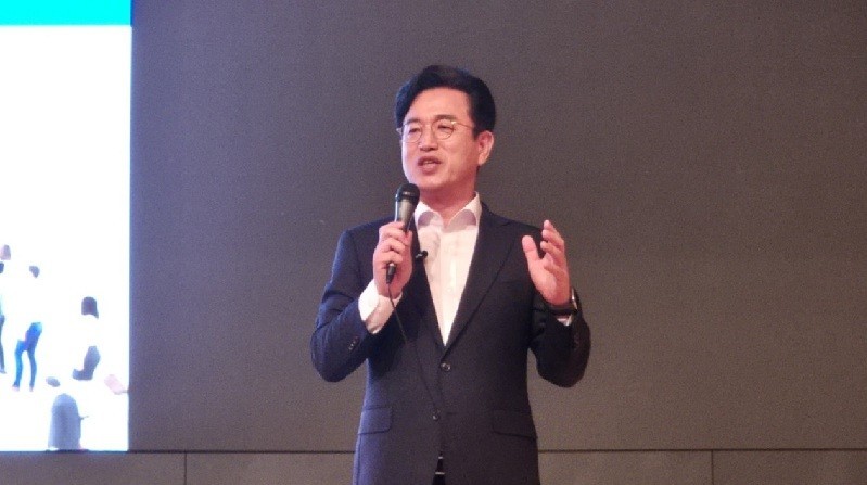 허태정 대전시장 당선인이 19일 대전컨벤션센터(DCC)에서 열린 '2026 시민과 함께 만드는 대전' 타운홀미팅에서 민선 9기 시정 비전과 주요 정책 방향을 설명하고 있다./사진=김지연 기자