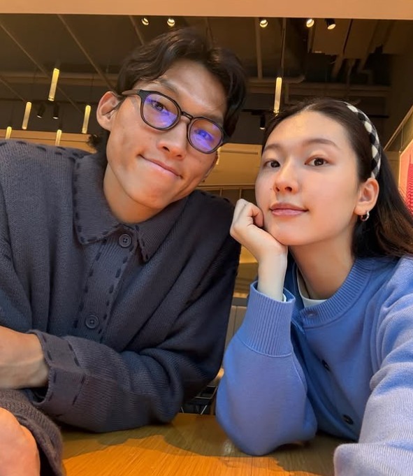 축구선수 김진규와 아내인 모델 김진경 / 김진경 인스타그램