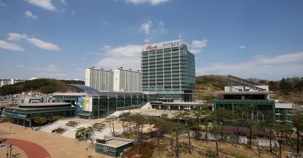   민선9기 ‘새 술은 새 부대에’…포항시 등 산하기관장 “자발적 용퇴해야“ 여론