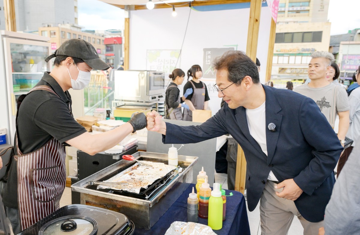 "순천의 맛과 멋, 대한민국을 홀린다!" 손훈모 당선인, 주말 잊은 현장 행보