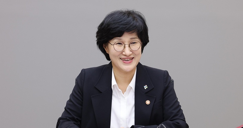 성평등가족부 장관 “직을 걸고, 임신중지 약물 도입”