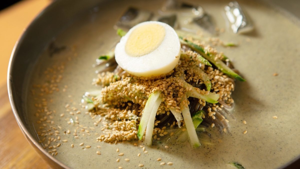콩국물에 '이것' 한번 갈아 넣어보세요…전문점처럼 고소한 맛이 납니다