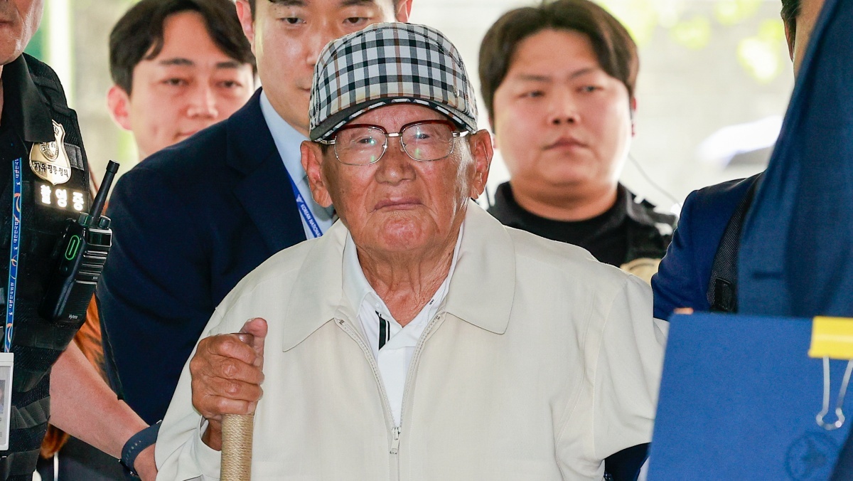 95세 이만희 총회장 구속…법원 “증거인멸 염려”