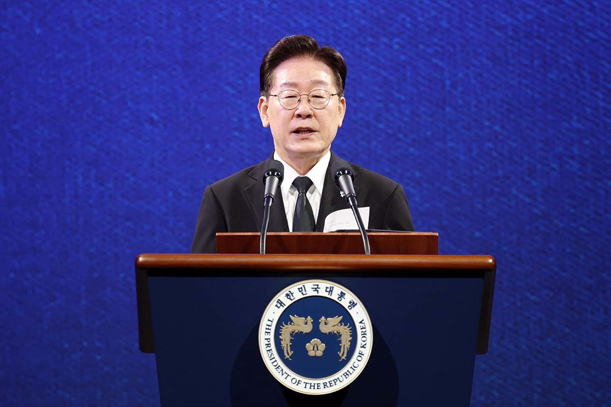 이재명 대통령이 25일 경기 수원 영통구 수원컨벤션센터에서 열린 6·25 전쟁 제76주년 기념식에서 기념사를 하고 있다. / 뉴스1 (청와대통신사진기자단)