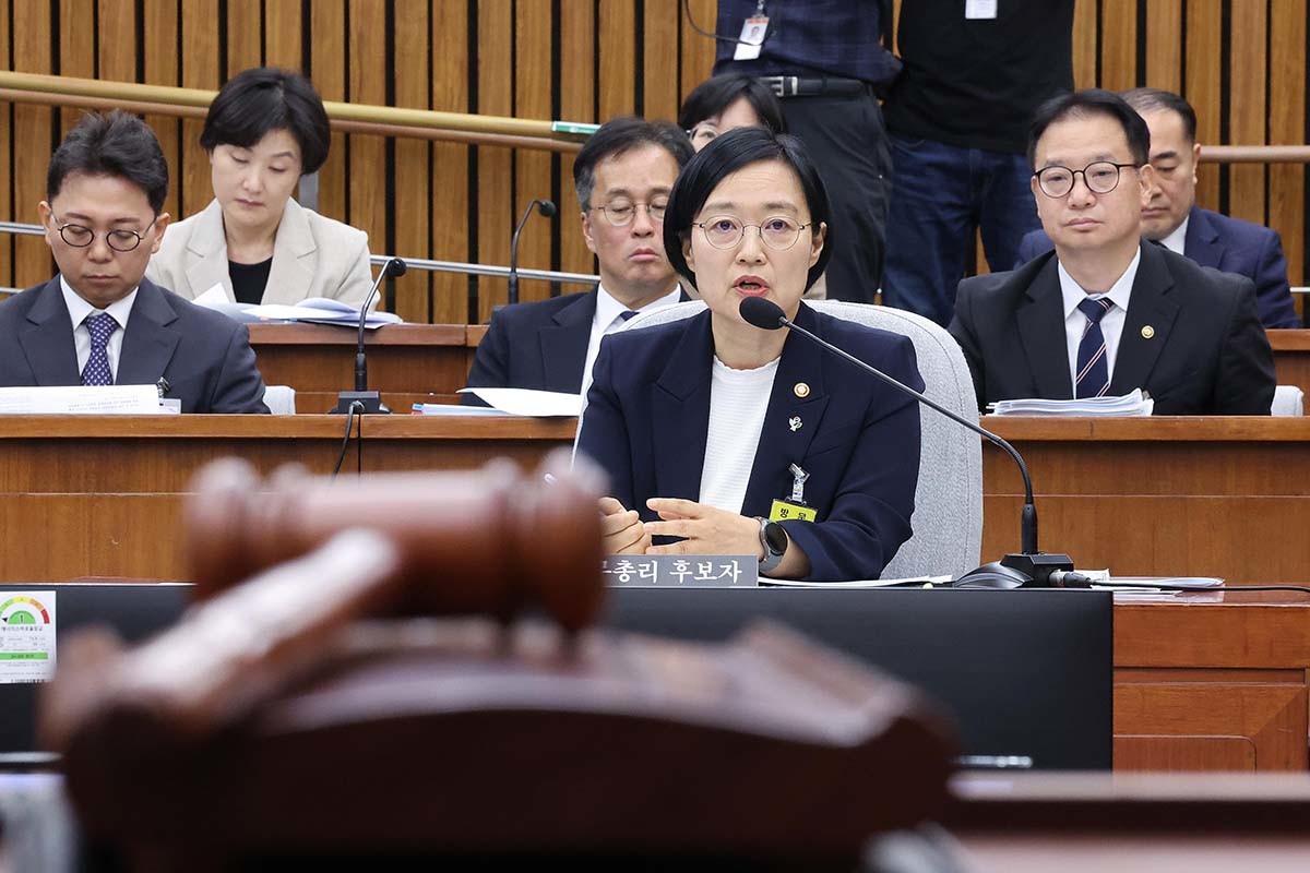 한성숙 국무총리 후보자가 25일 서울 여의도에서 열린 인사청문회에서 의원 질의에 답변하고 있다. / 뉴스1