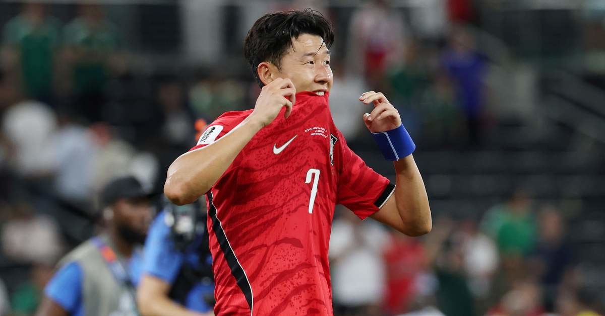 대한민국 축구대표팀 주장 손흥민이 남아프리카공화국전 패배 직후 무거운 심경을 털어놨다. / 연합뉴스