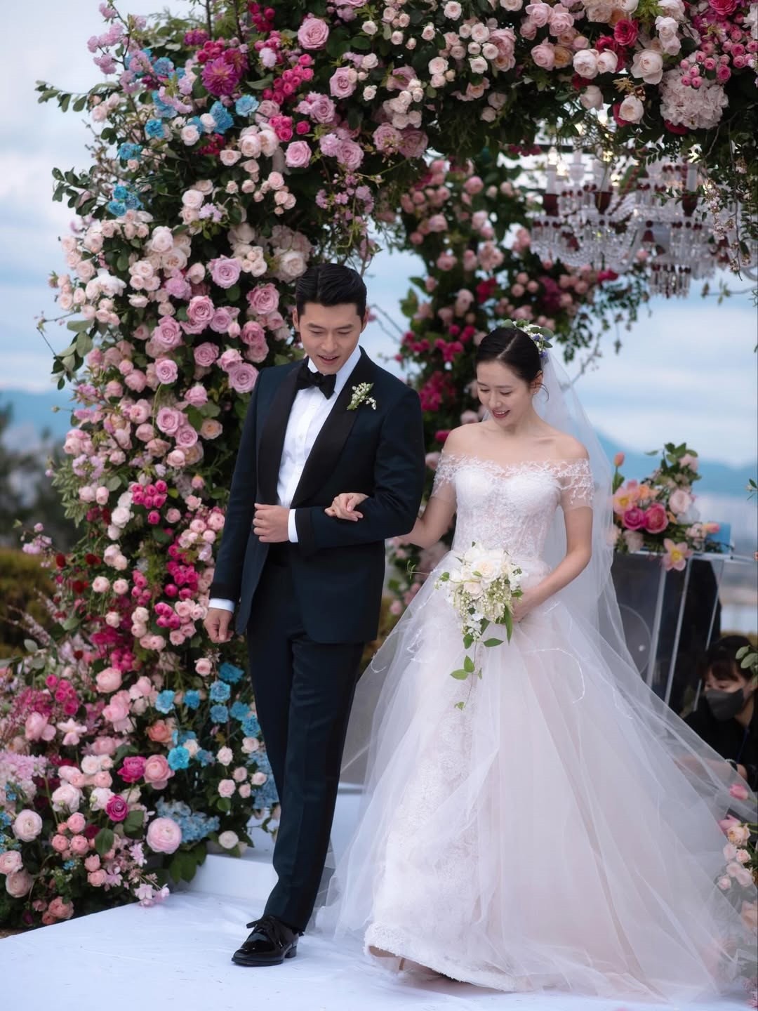 손예진이 결혼 4주년을 맞아 공개한 결혼식 사진. / 손예진 인스타그램