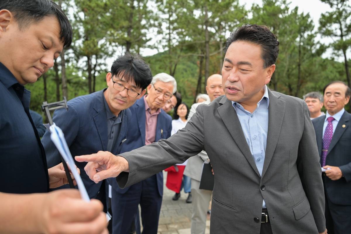 조주홍 영덕군수 당선인의 지역 주요 사업장 현장 점검 모습/이하 인수위 제공