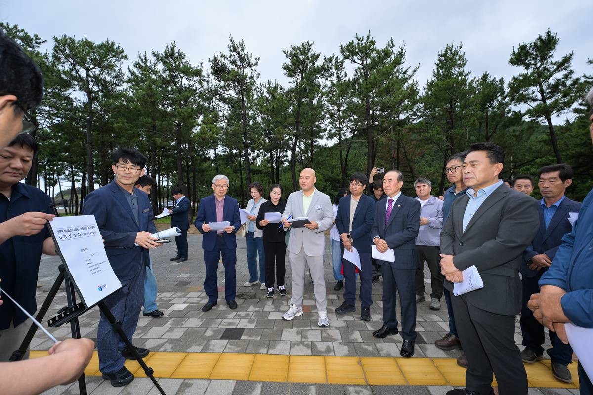 조주홍 영덕군수 당선인의 지역 주요 사업장 현장 점검 모습