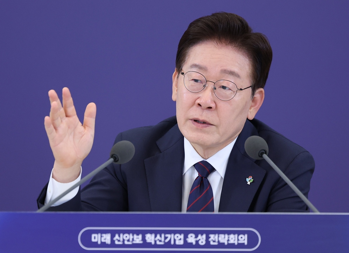 호남 반도체 물 부족 비판에 이재명 대통령 “하루 100만 톤 공급 가능”