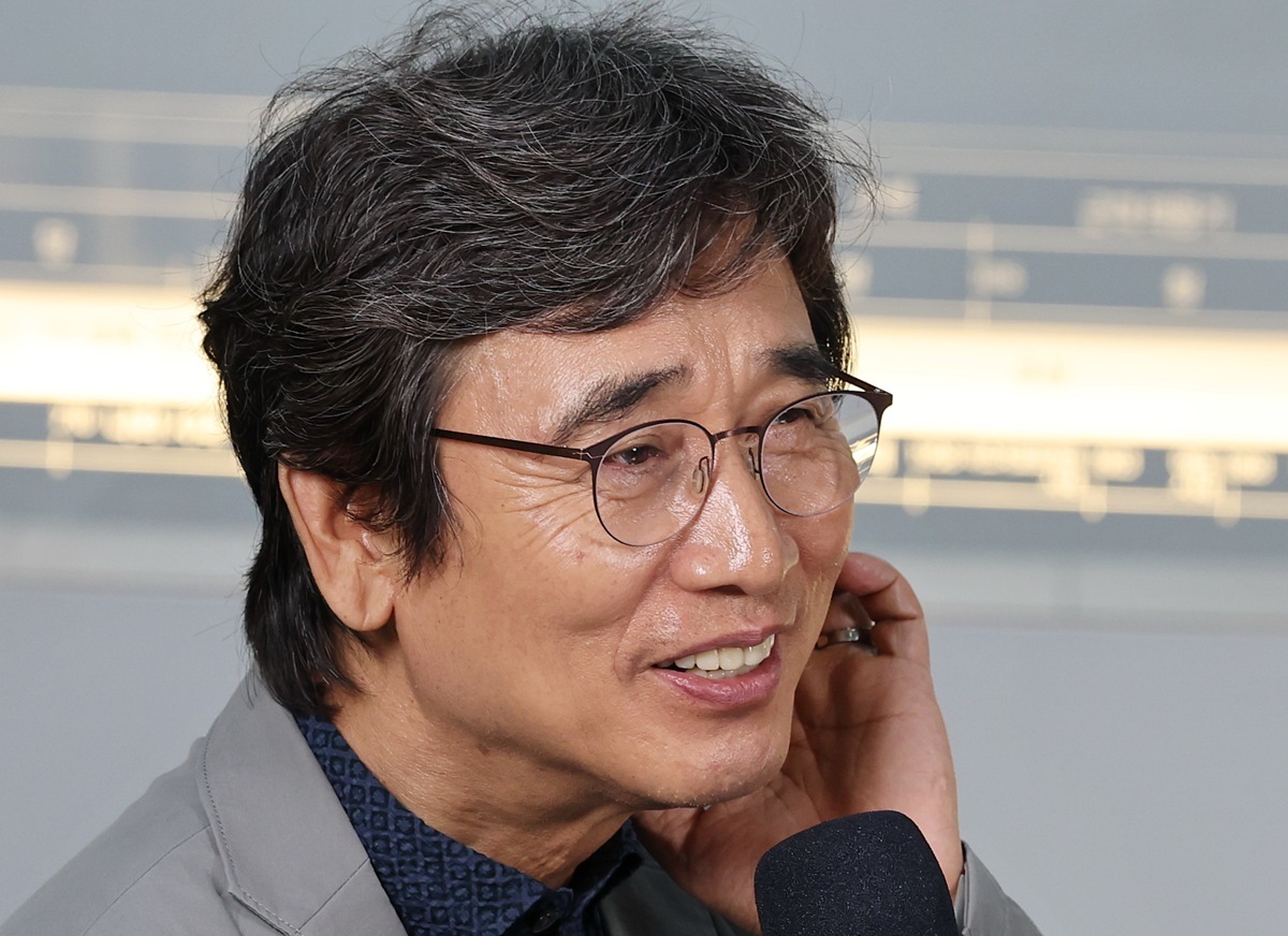 “이재명 대통령 자신감 지나쳐”…조회수 100만 찍은 유시민 영상
