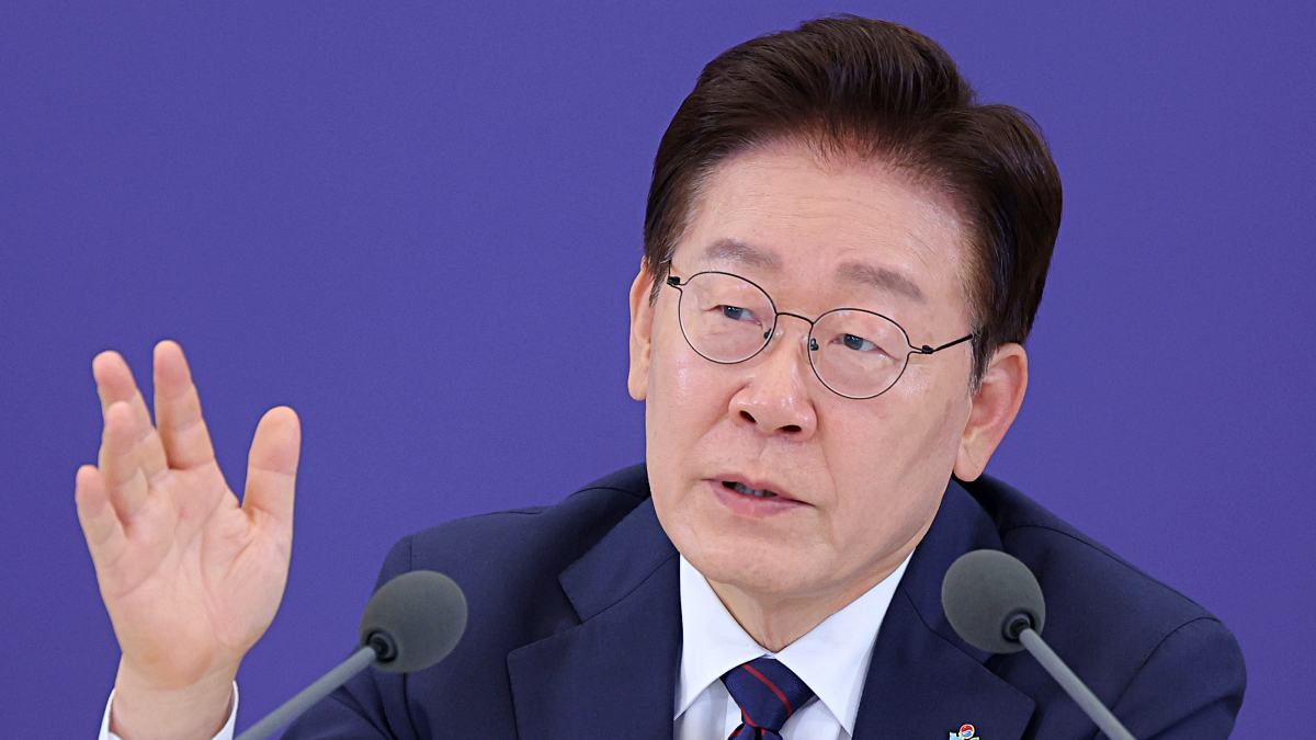 [속보] 이 대통령 “용인·평택 반도체 한계…'서남권'에 대규모 신규 투자”