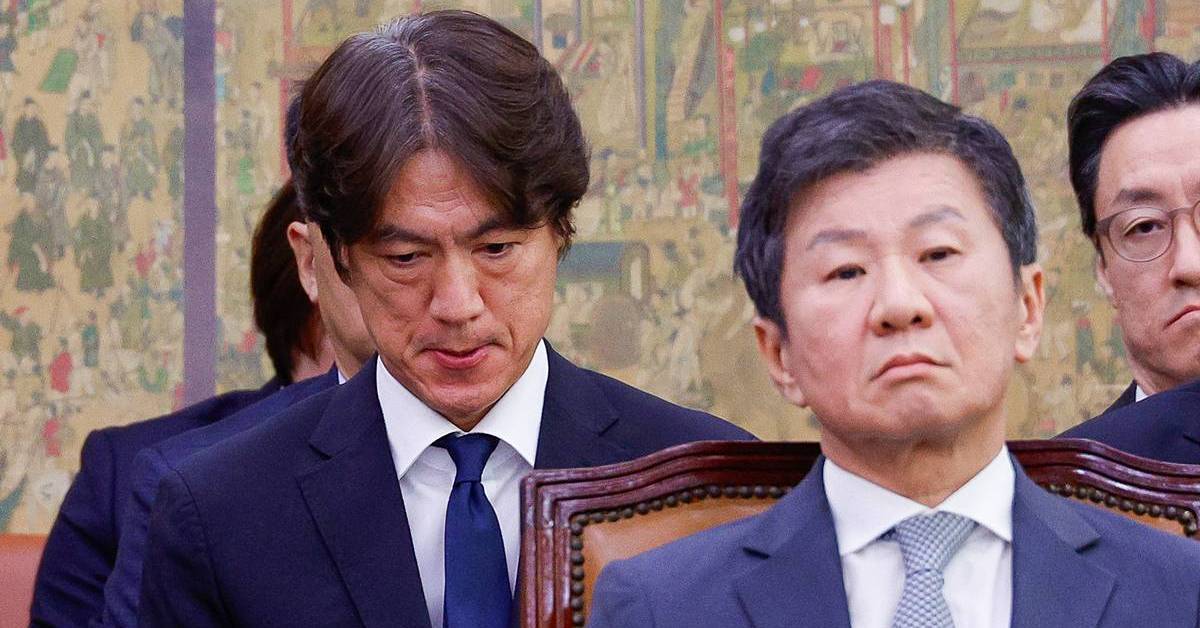둘 다 물러났는데...정몽규 축구협회장 ‘홍명보 선임’ 경찰 수사, 뜻밖의 현황