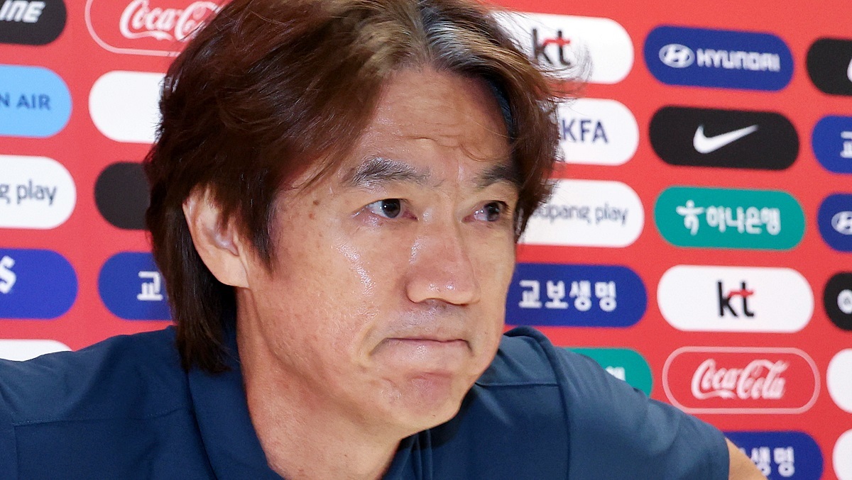 사면초가…전격 사퇴한 홍명보, 결국 '이 사람들'마저 등 돌렸다
