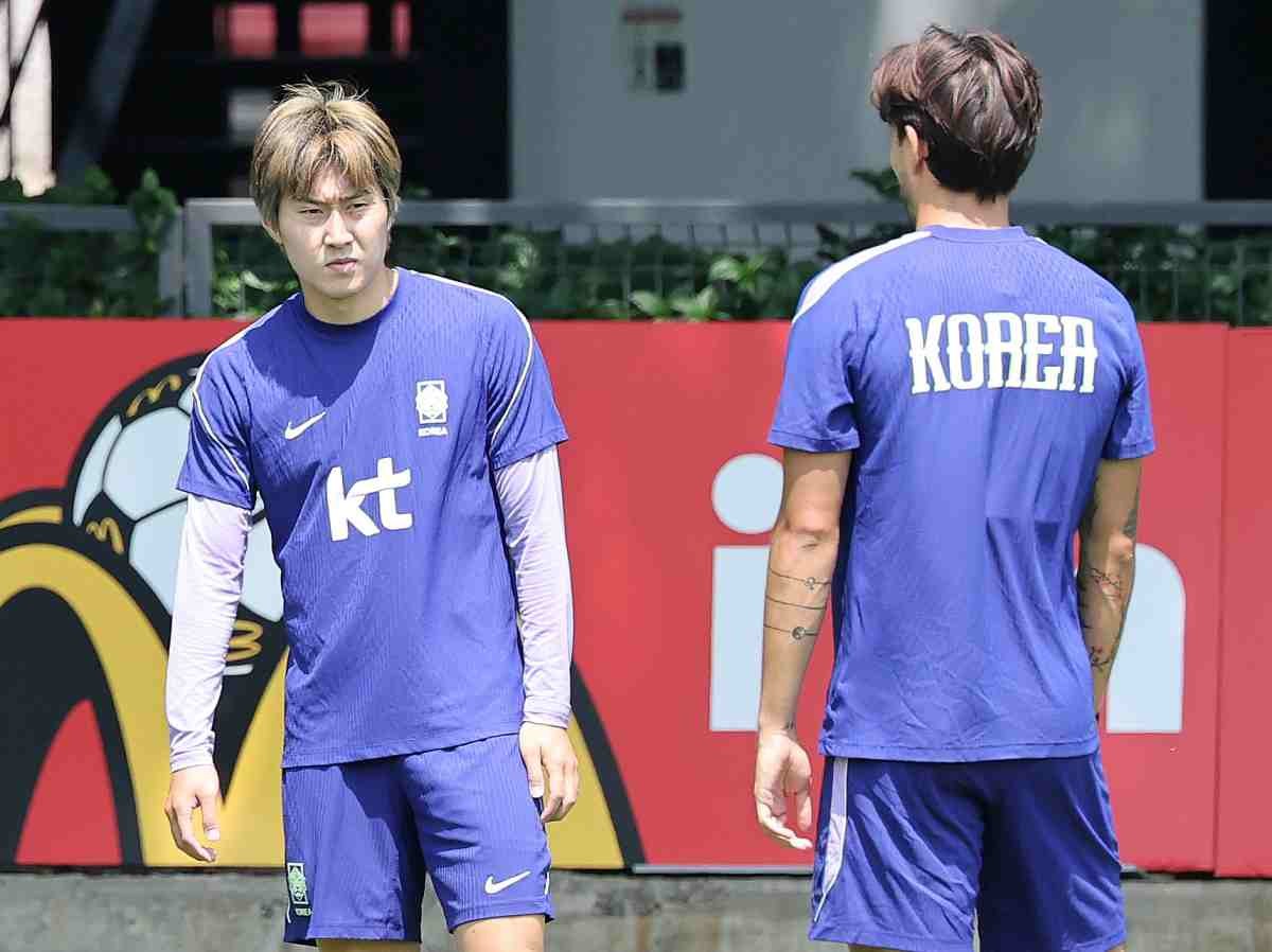 대한민국 축구국가대표팀 이강인. 허무하게 월드컵 32강 탈락하고 짐 싼 대표팀 선수들. / 뉴스1
