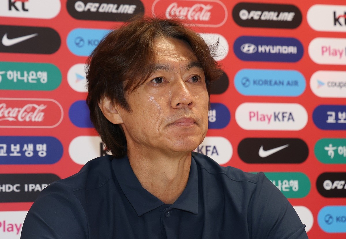 월드컵 성적 부진에 책임지고 사퇴한 한국 축구 국가대표팀 홍명보 감독 / 뉴스1