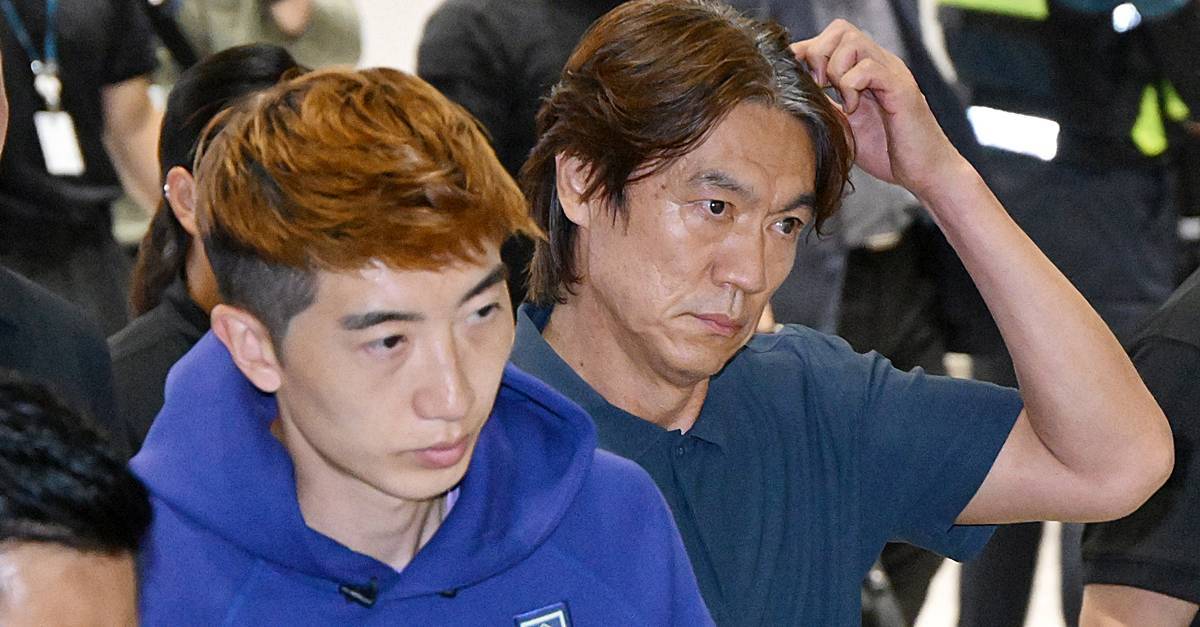 박문성, 日 모리야스 ‘90도 인사’ 사진 올렸다…홍명보 겨냥한 뼈아픈 '한마디'